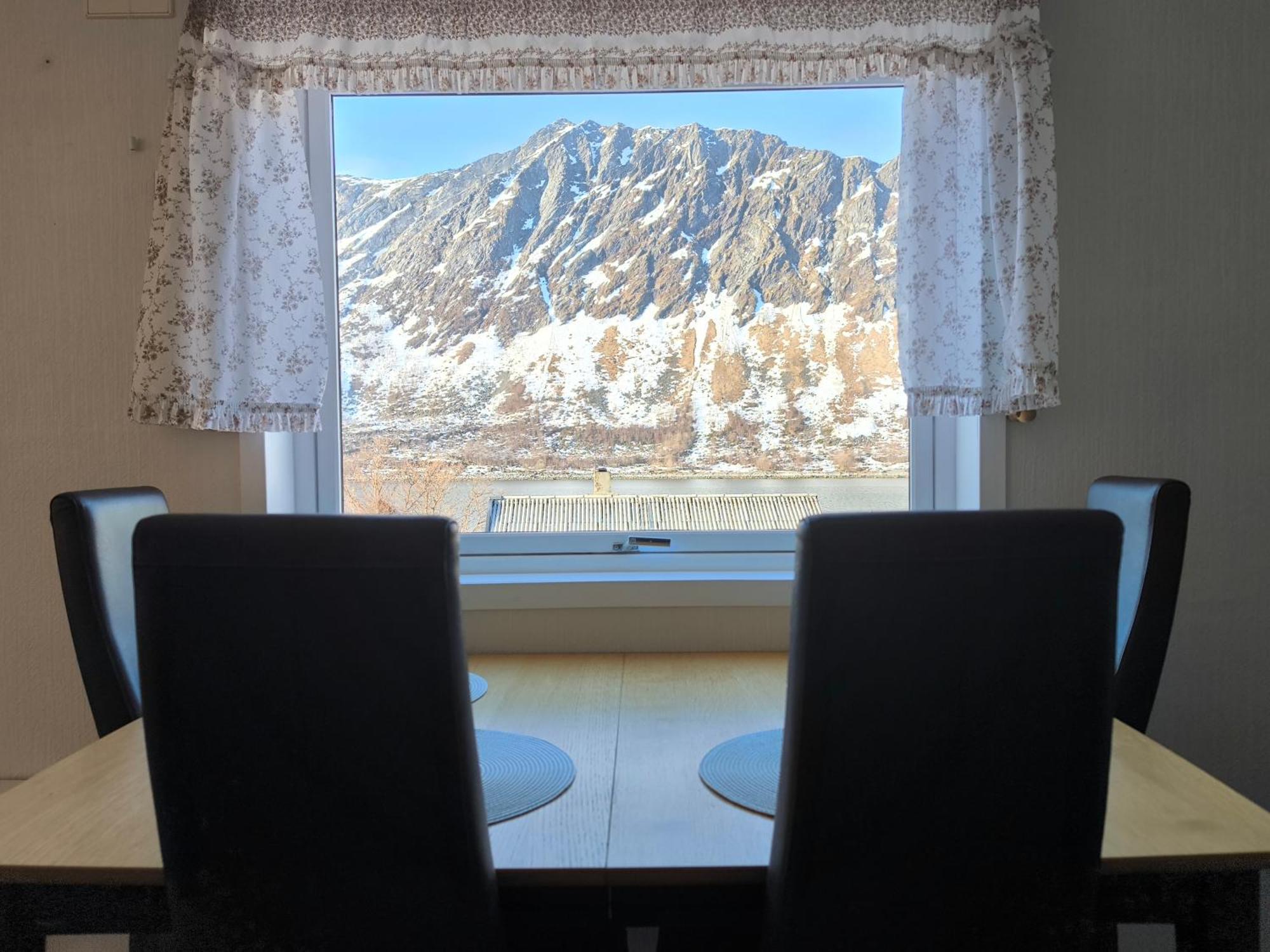 Hus Gryllefjord别墅 外观 照片
